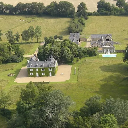 Bed & Breakfast Chateau Des Lutz Daon