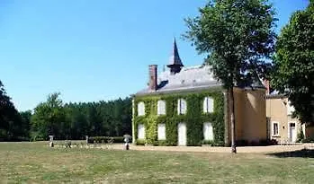 Chateau Des Lutz 4*