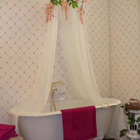 Chateau Des Lutz Panzió Daon