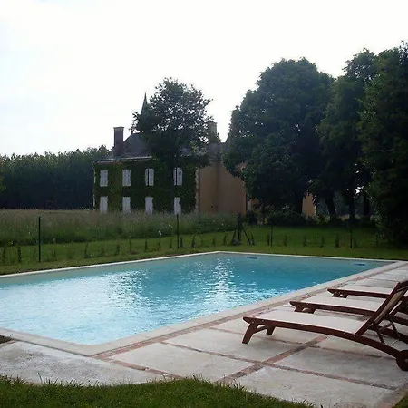 Bed & Breakfast Chateau Des Lutz Daon