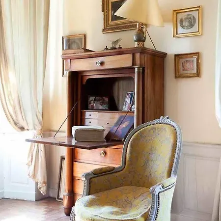 Chateau Des Lutz 4*