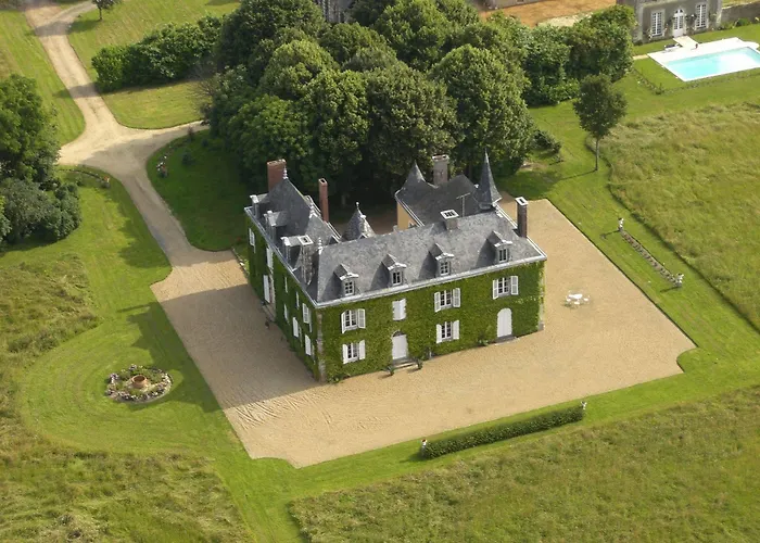 Chateau Des Lutz Daon